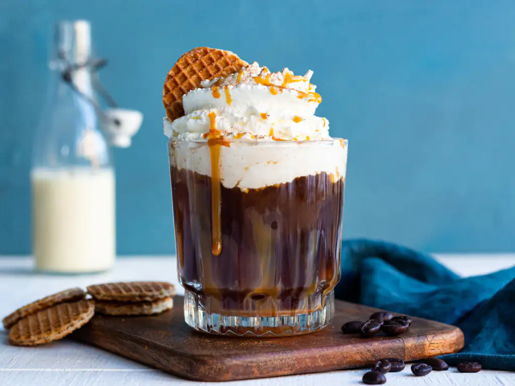 Iced coffee with Stroopwafel