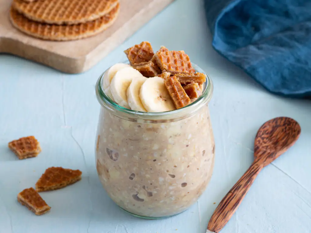 Overnight Oats with Stroopwafels